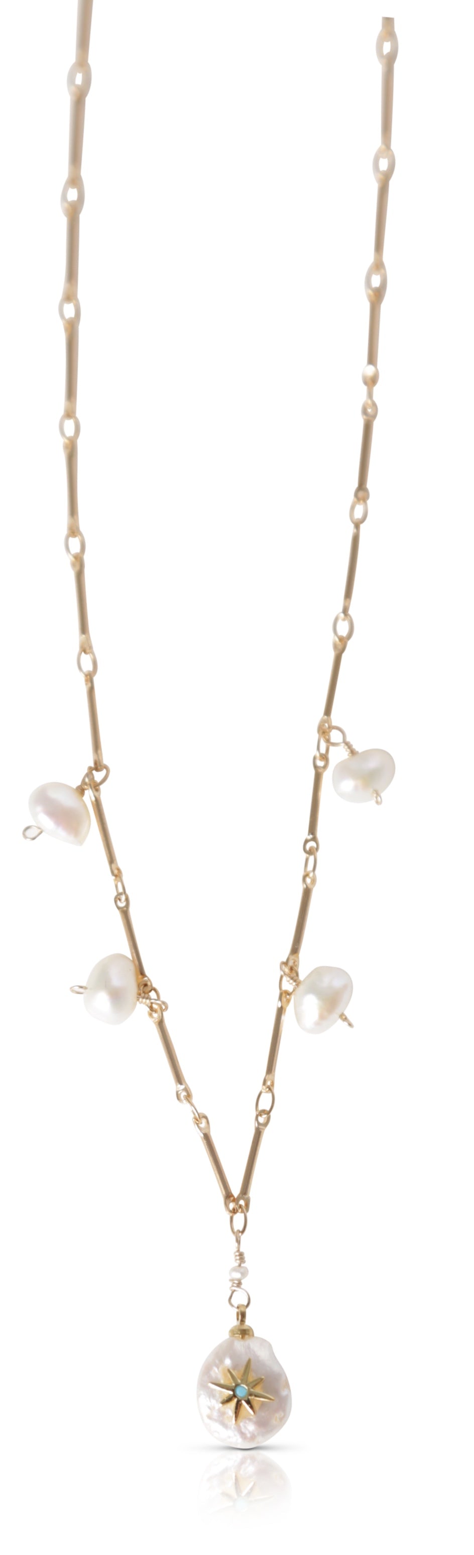 Estrella Pearl necklace