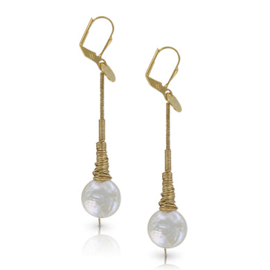 Nambia SM White Pearl earring